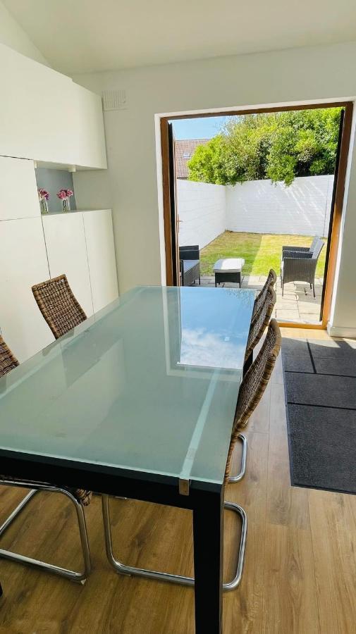 Modern City Centre House Galway Esterno foto