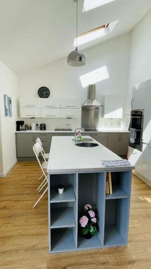 Modern City Centre House Galway Esterno foto