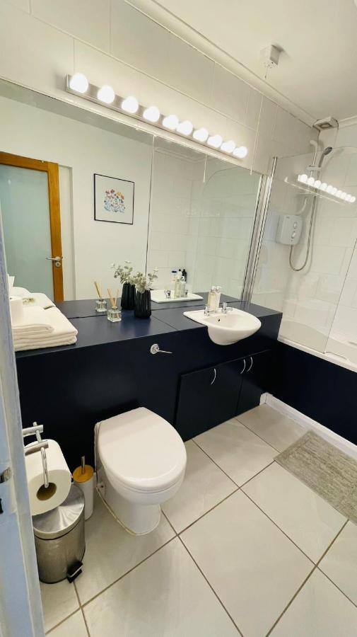 Modern City Centre House Galway Esterno foto