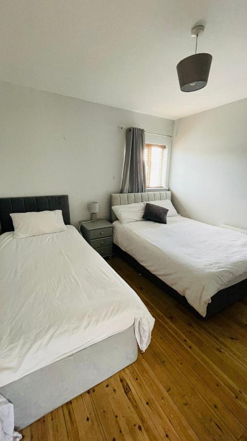 Modern City Centre House Galway Esterno foto